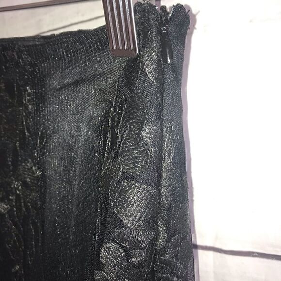 Fashion Nova Black Lace Overlay Mini Skirt-Large - Picture 9 of 11